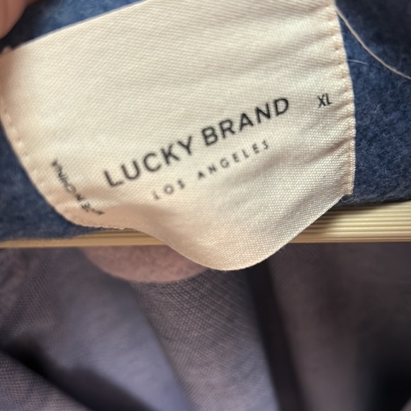 Oversized Shacket - Picture 2 of 3